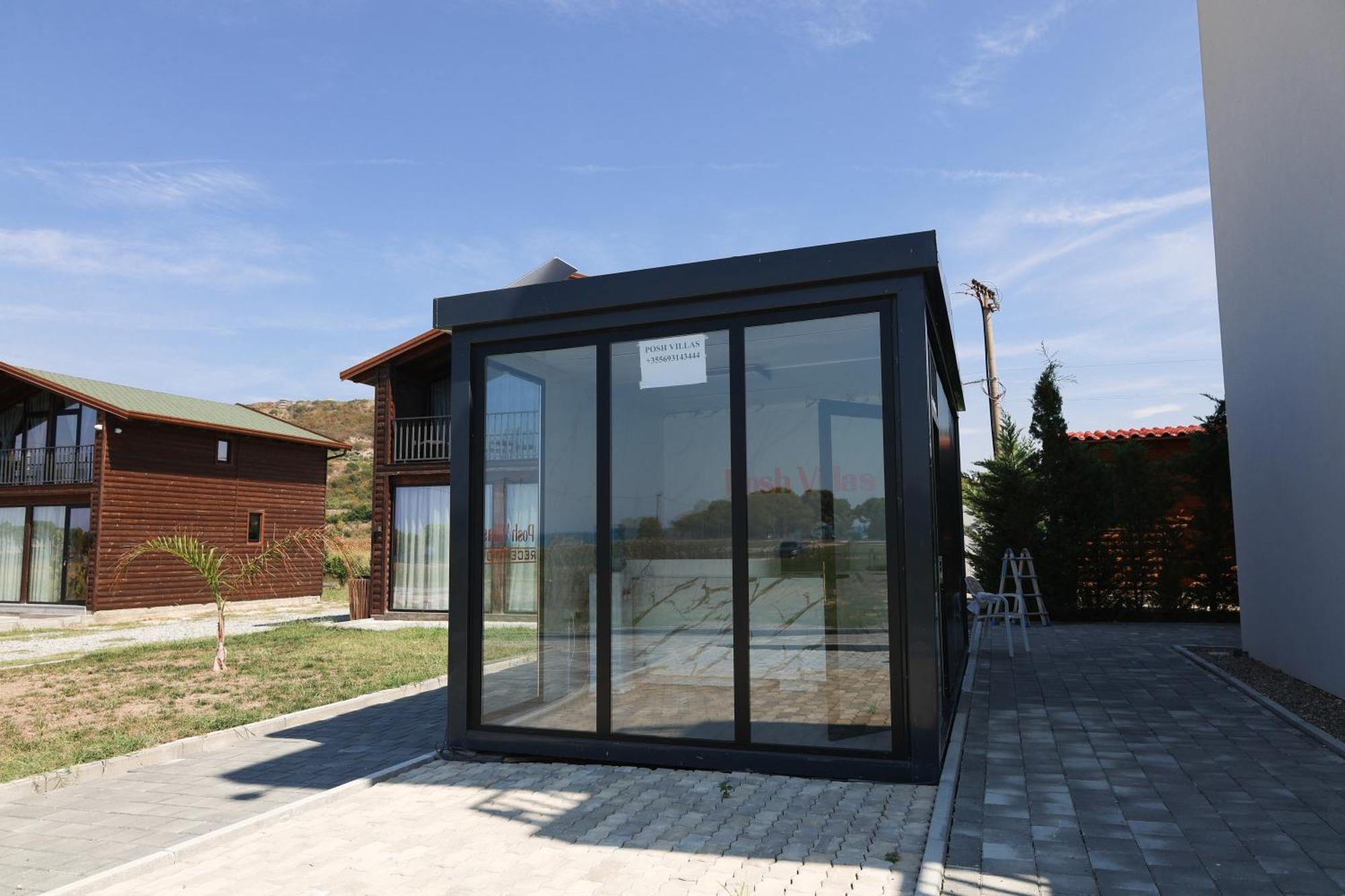 Villa Posh 2