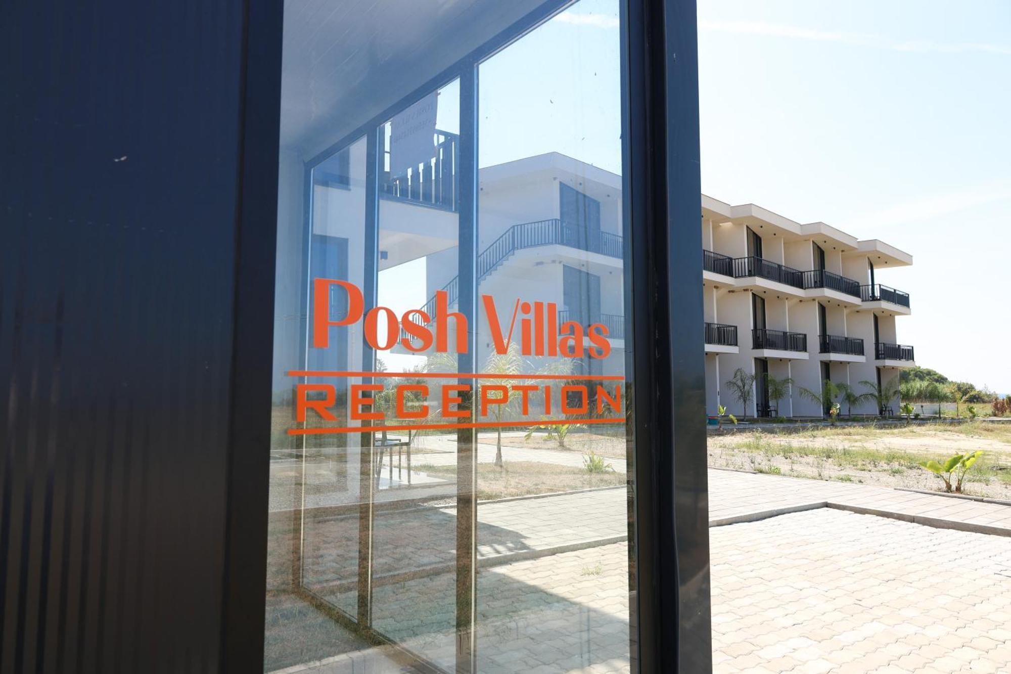 Posh 2 *